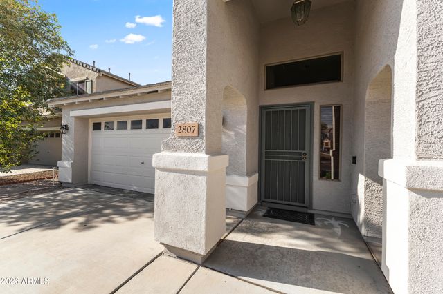 2807 E QUESTA Drive, Phoenix, AZ 85024