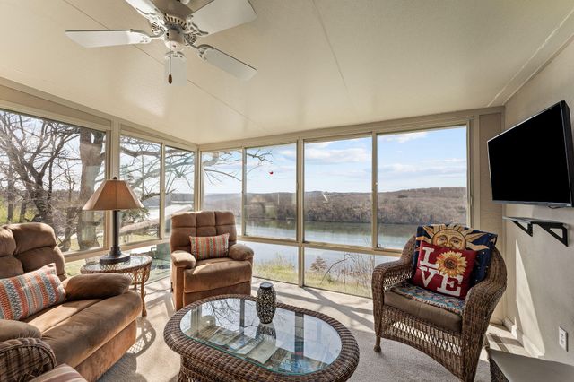 500 State Highway Y, Forsyth, MO 65653