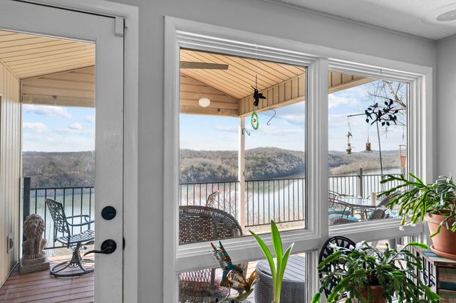 500 State Highway Y, Forsyth, MO 65653