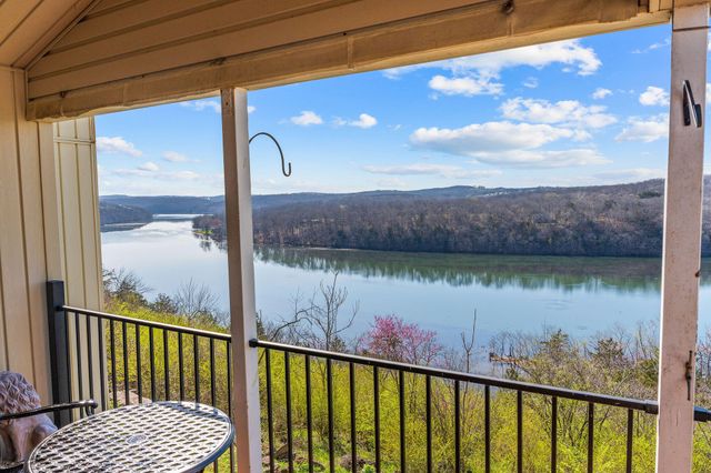 500 State Highway Y, Forsyth, MO 65653