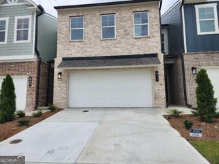 848 Leraes Way, Loganville, GA 30052
