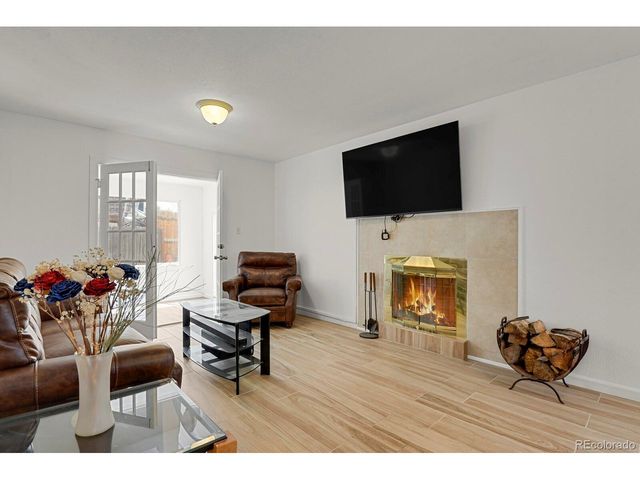 363 Toledo St, Aurora, CO 80011