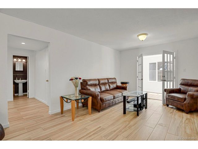 363 Toledo St, Aurora, CO 80011