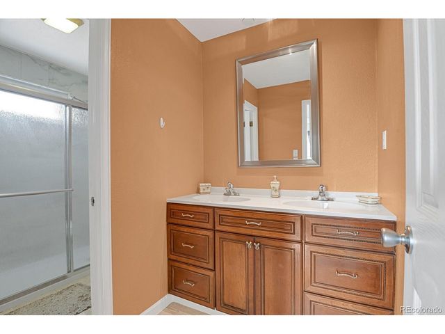 363 Toledo St, Aurora, CO 80011