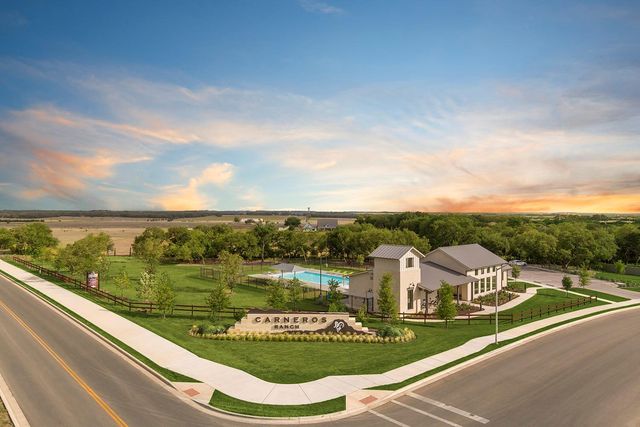 1813 Sauterne DR, Leander, TX 78641