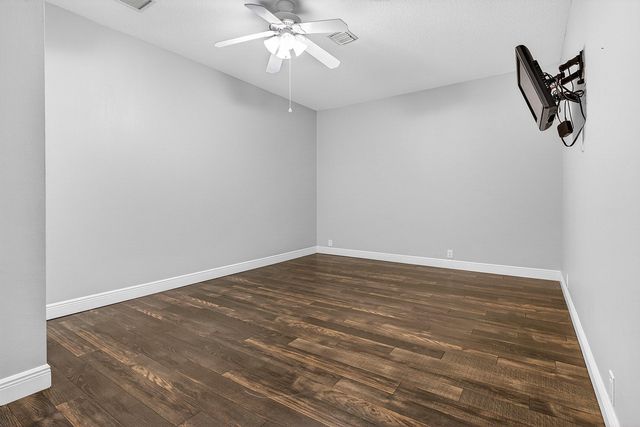 6071 NW 69th Way, Parkland, FL 33067