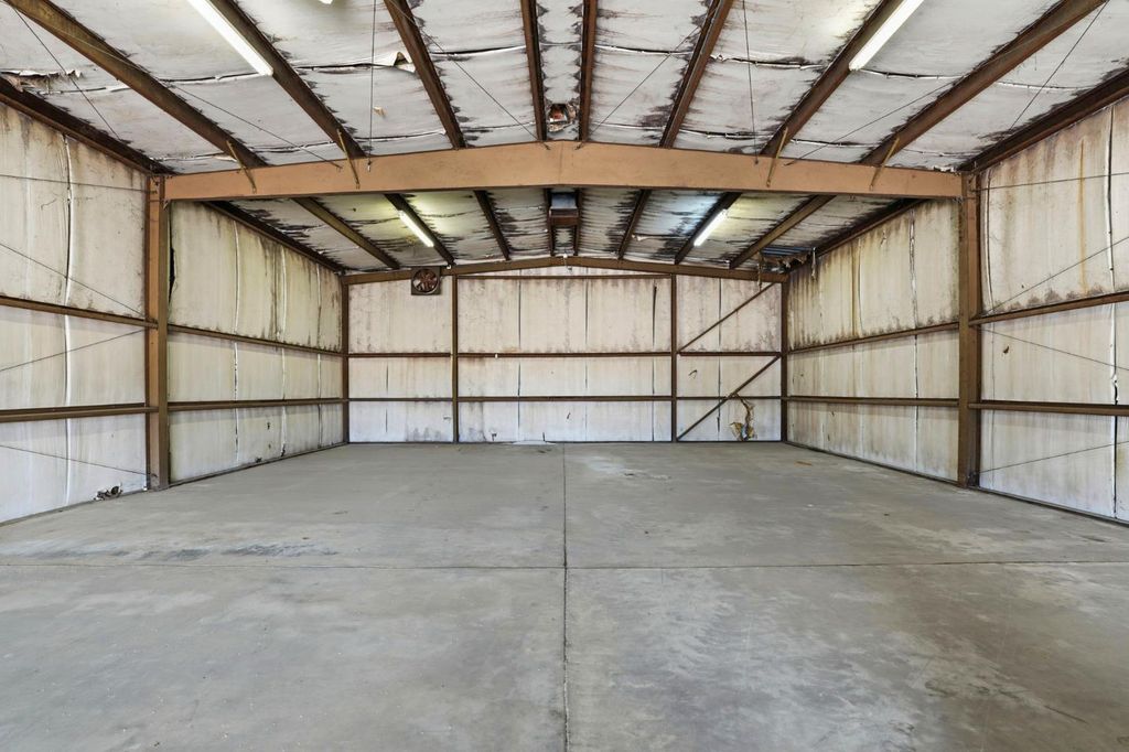 Image 10 of property listing at 1858 Main Street, Livingston, CA 95334