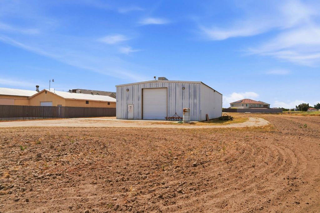 Image 4 of property listing at 1858 Main Street, Livingston, CA 95334