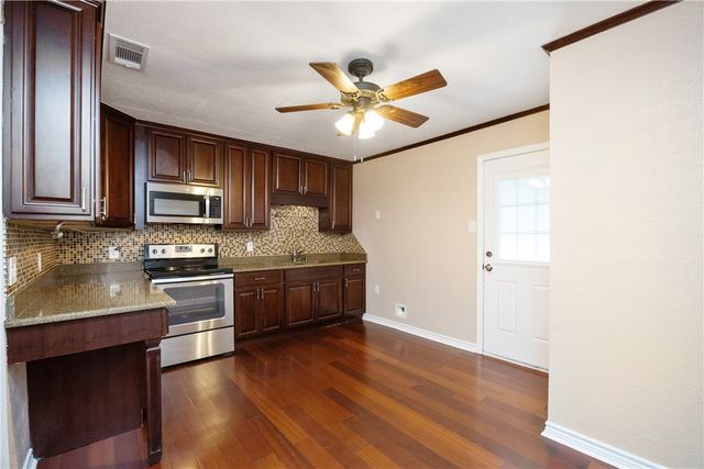 4625 Cosner Dr, Corpus Christi, TX 78415