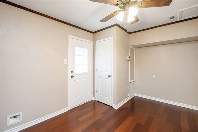 4625 Cosner Dr, Corpus Christi, TX 78415