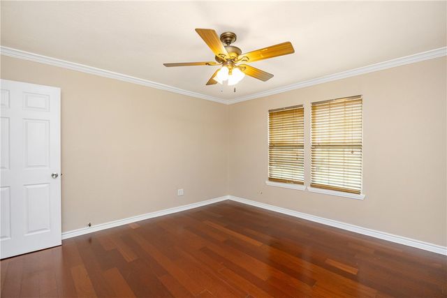 4625 Cosner Dr, Corpus Christi, TX 78415