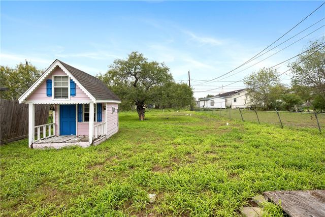 4625 Cosner Dr, Corpus Christi, TX 78415