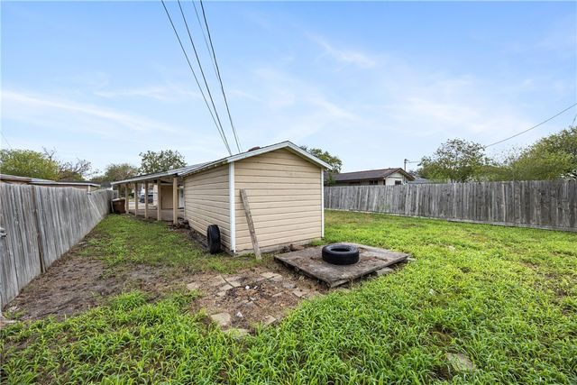 4625 Cosner Dr, Corpus Christi, TX 78415