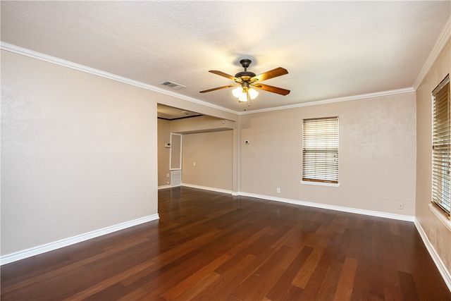 4625 Cosner Dr, Corpus Christi, TX 78415