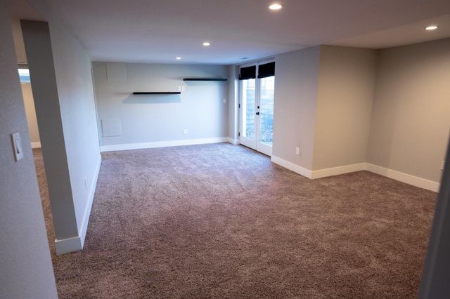 2117 W Knox Ct, Spokane, WA 99205