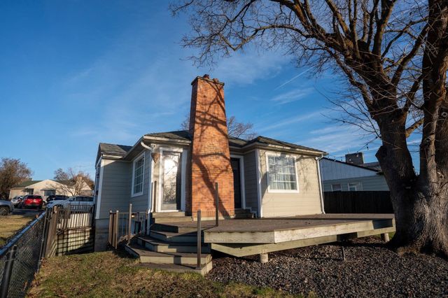 2117 W Knox Ct, Spokane, WA 99205