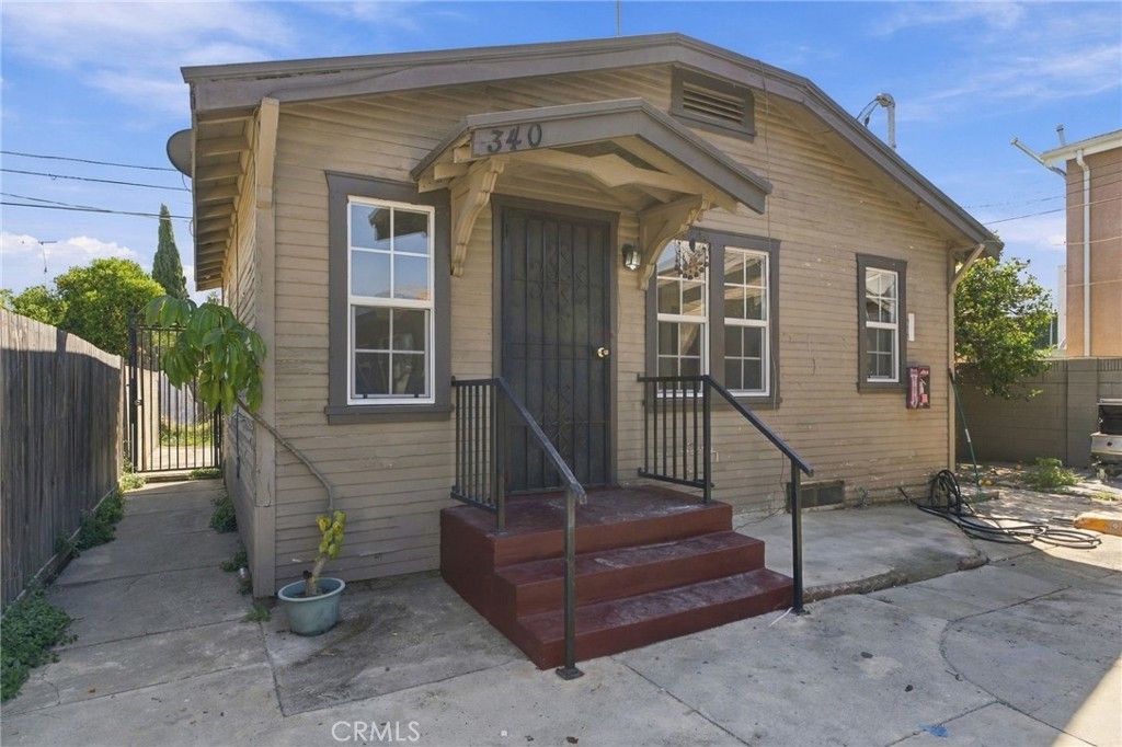 338 W 74th, Los Angeles, CA 90003 — photo 2