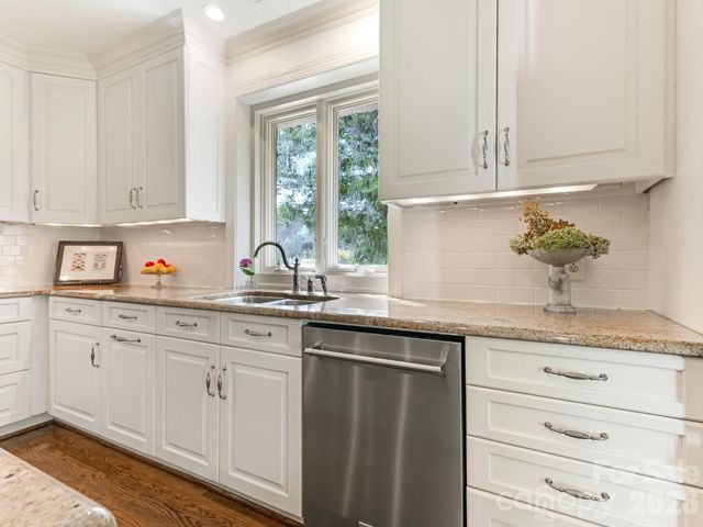 2424 Richardson Drive, Charlotte, NC 28211
