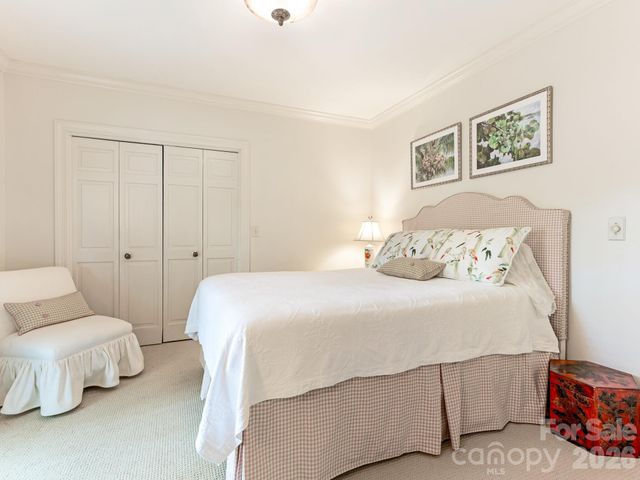 2424 Richardson Drive, Charlotte, NC 28211