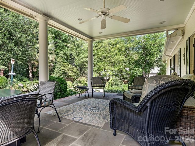 2424 Richardson Drive, Charlotte, NC 28211