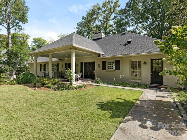 2424 Richardson Drive, Charlotte, NC 28211