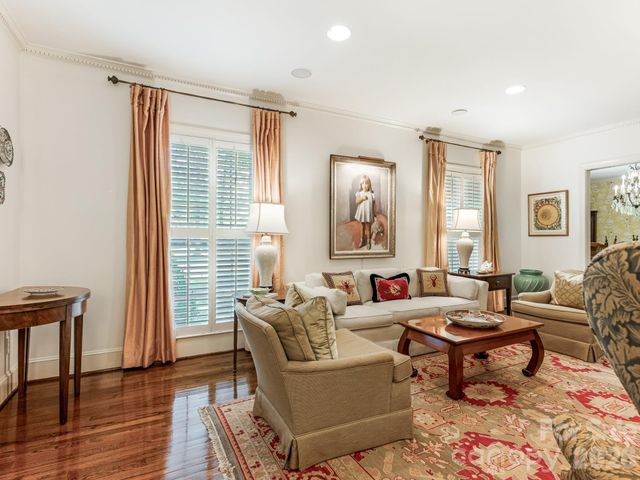 2424 Richardson Drive, Charlotte, NC 28211