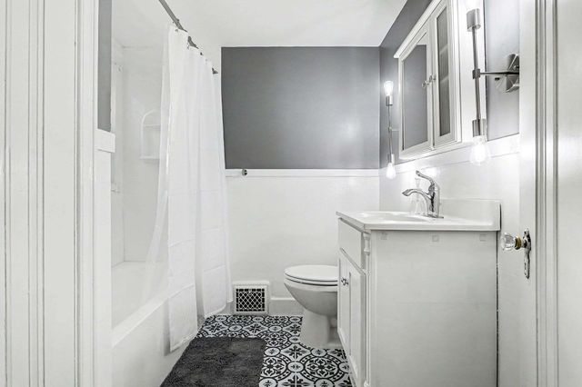 236 Iroquois Avenue, Battle Creek City, MI 49015