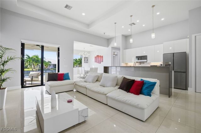 1308 SW 31st TER, Cape Coral, FL 33914