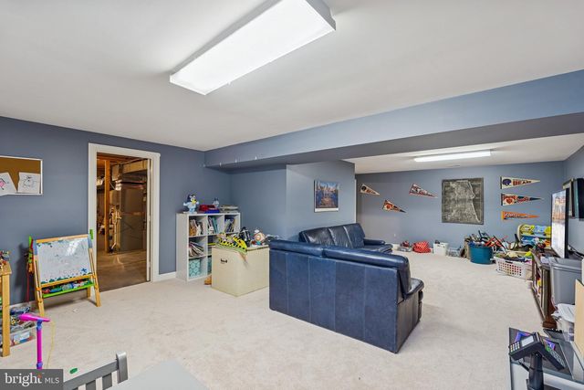 404 BEAUREGARD DR SE, Leesburg, VA 20175