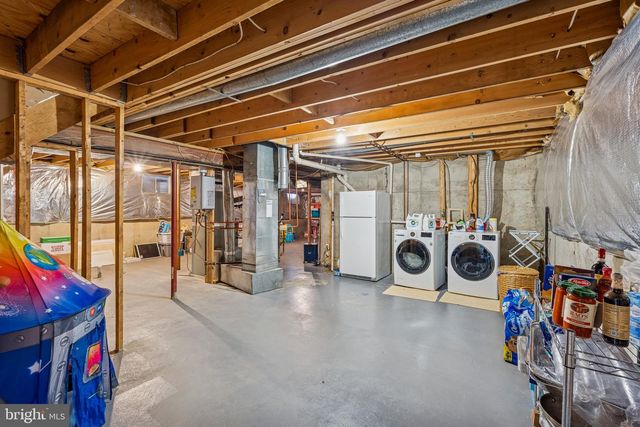 404 BEAUREGARD DR SE, Leesburg, VA 20175