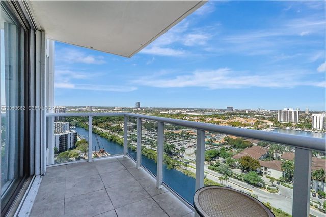 3675 N Country Club Dr 2310, Aventura, FL 33180