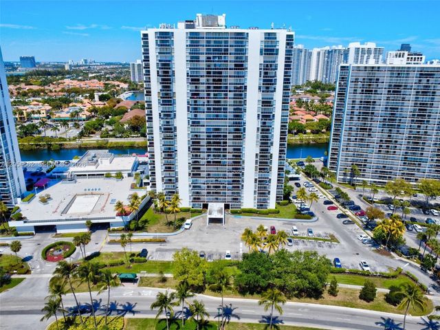 3675 N Country Club Dr 2310, Aventura, FL 33180
