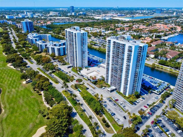 3675 N Country Club Dr 2310, Aventura, FL 33180