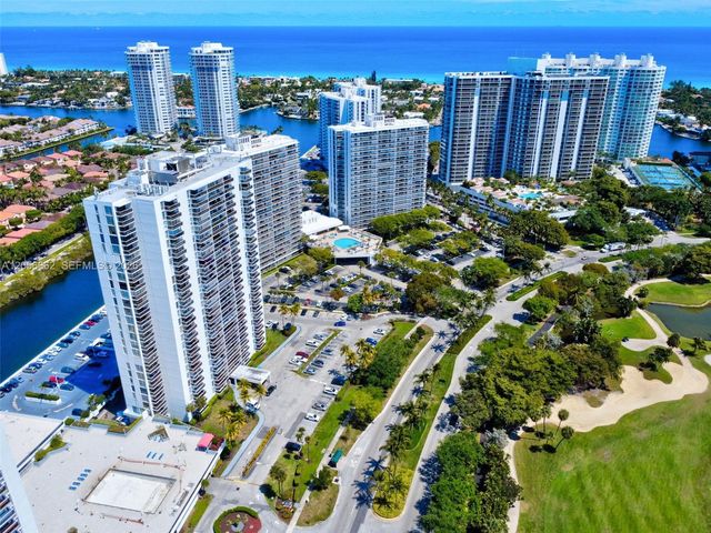3675 N Country Club Dr 2310, Aventura, FL 33180