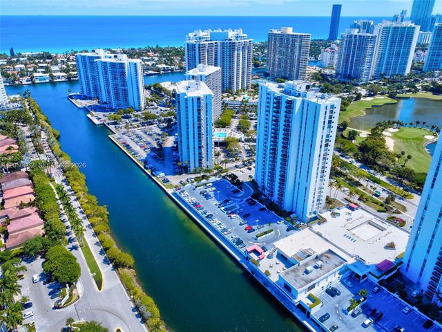 3675 N Country Club Dr 2310, Aventura, FL 33180