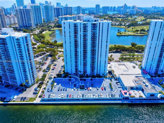 3675 N Country Club Dr 2310, Aventura, FL 33180