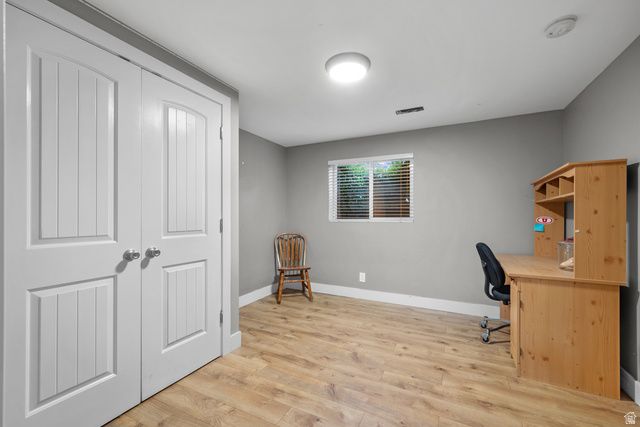 876 E CHARIOT DR, Sandy, UT 84094