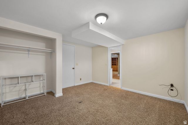 876 E CHARIOT DR, Sandy, UT 84094