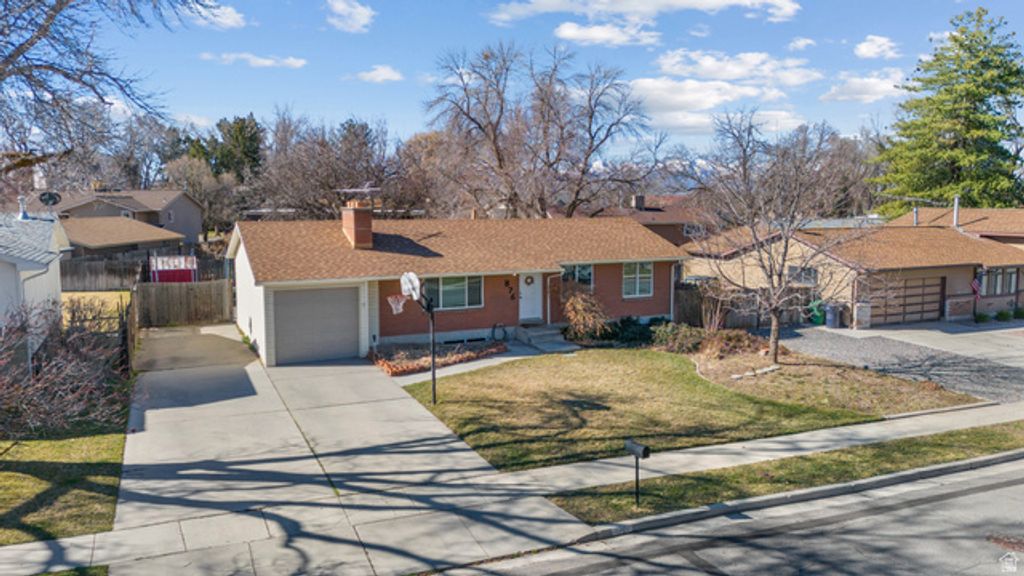 Image 28 of property listing at 876 E CHARIOT DR, Sandy, UT 84094