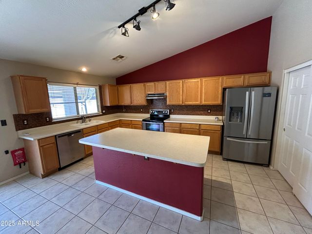 13444 W PARADISE Lane, Surprise, AZ 85374