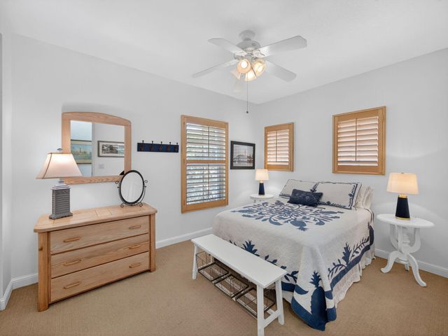 631 Moondancer Court, Palm Beach Gardens, FL 33410