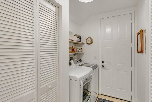 631 Moondancer Court, Palm Beach Gardens, FL 33410