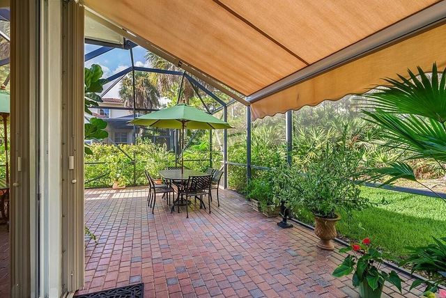 631 Moondancer Court, Palm Beach Gardens, FL 33410