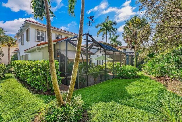 631 Moondancer Court, Palm Beach Gardens, FL 33410