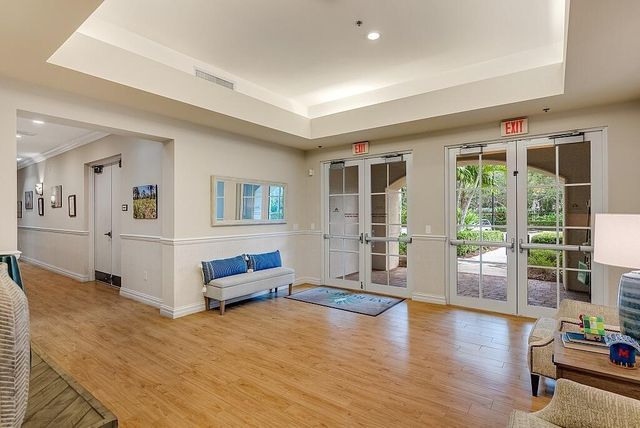 631 Moondancer Court, Palm Beach Gardens, FL 33410