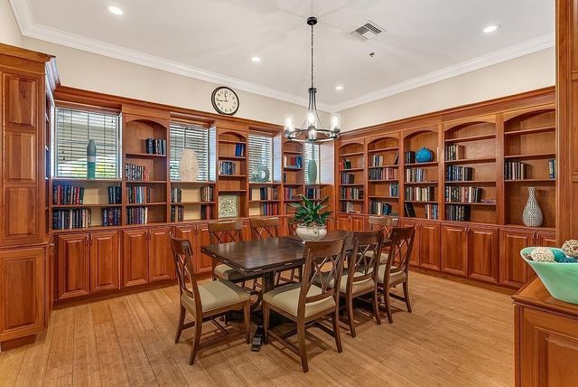 631 Moondancer Court, Palm Beach Gardens, FL 33410