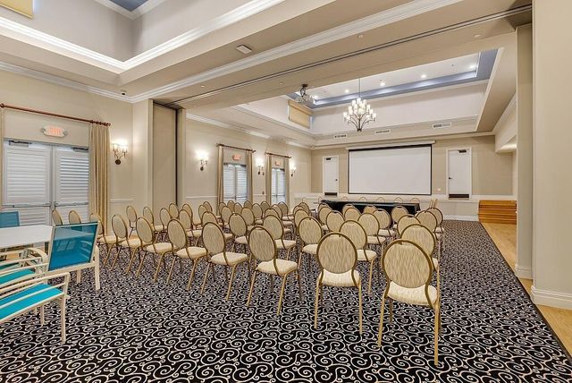 631 Moondancer Court, Palm Beach Gardens, FL 33410