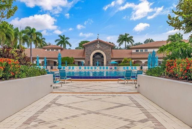 631 Moondancer Court, Palm Beach Gardens, FL 33410