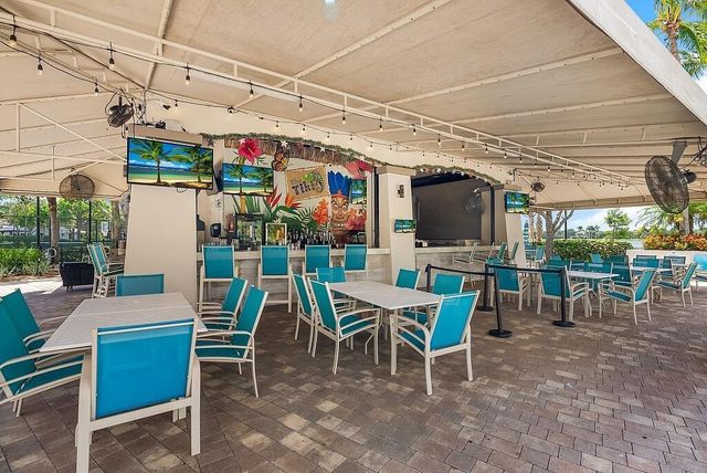 631 Moondancer Court, Palm Beach Gardens, FL 33410