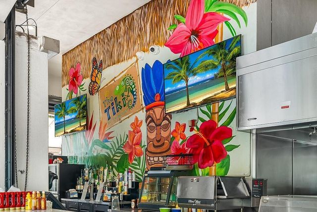 631 Moondancer Court, Palm Beach Gardens, FL 33410